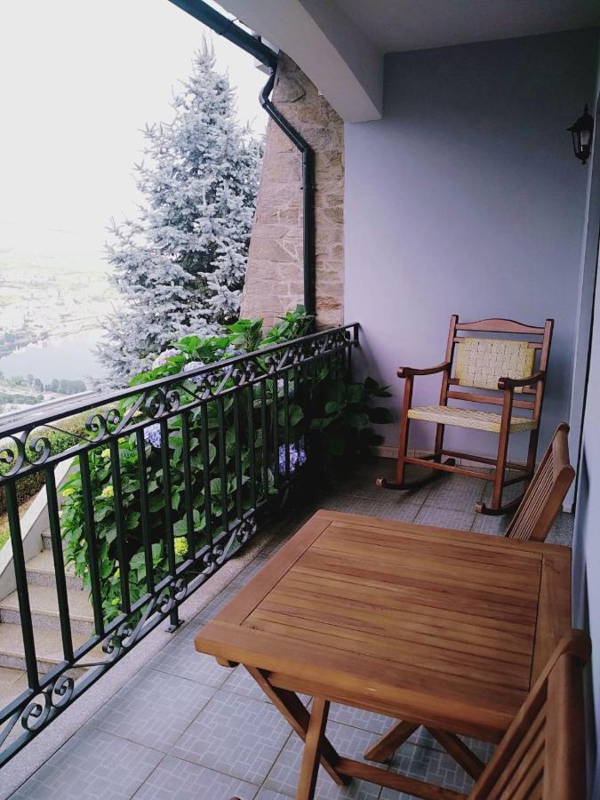 Mito'S House & Douro View Bed and Breakfast Peso da Régua Rum bild