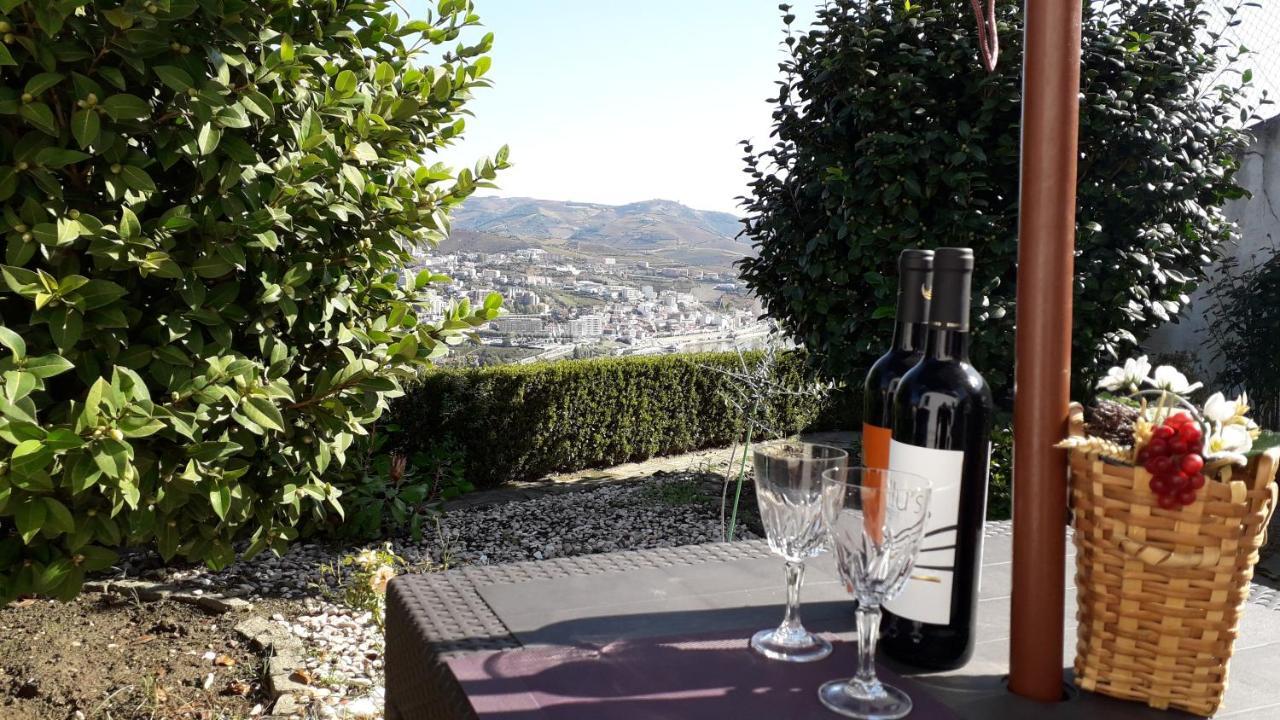 Mito'S House & Douro View Bed and Breakfast Peso da Régua Exteriör bild